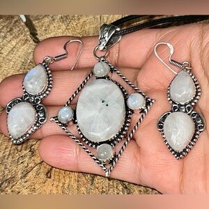 Beautiful Set of Rainbow Moonstone Pendant & Earrings
